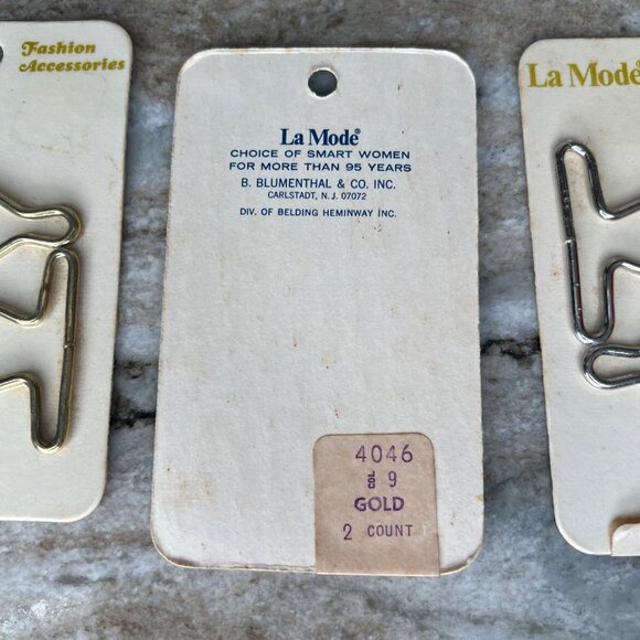 VTG La Mode Gold Silver Fashion Accessories Hooks 2 Count Per Card Lot of 4 - Picture 3 of 3